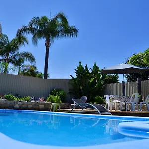 Palms 3*, Perth Australia