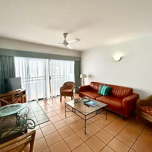 Mid Luxury 4*, Cairns Australia
